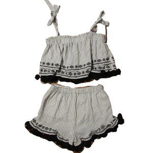 Free the Roses 2pc Cropped Top With Shorts Size M